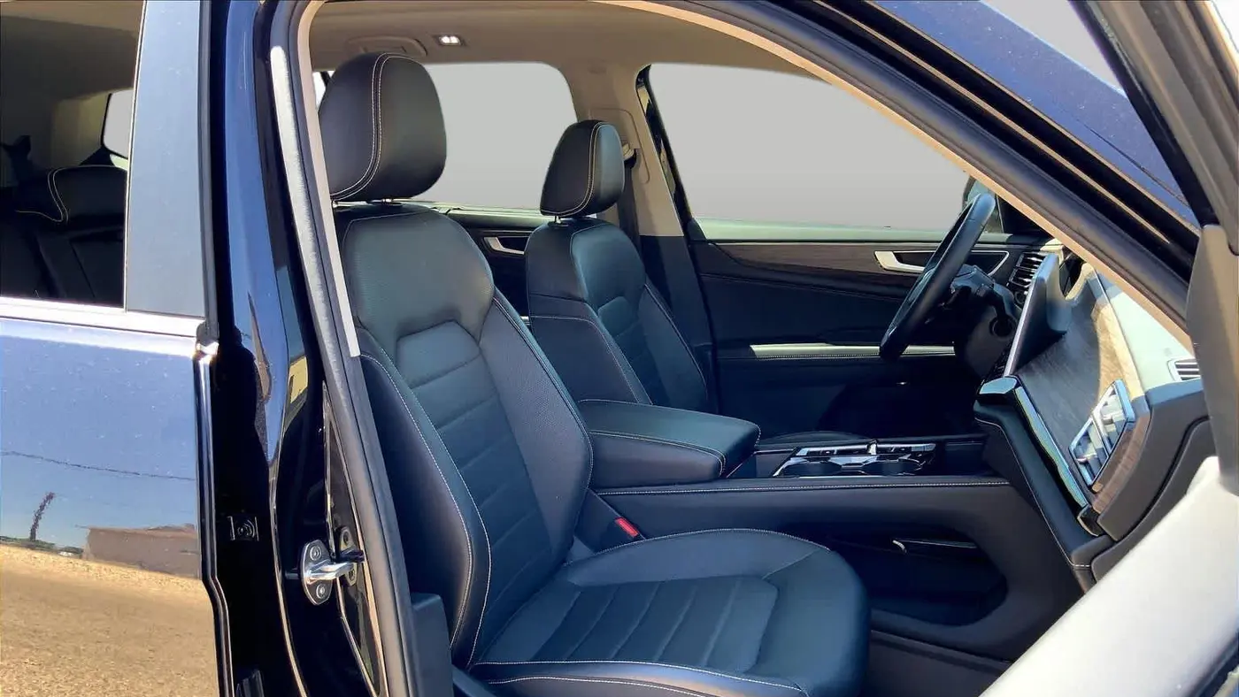 2024 Volkswagen Atlas SEL 4Motion
