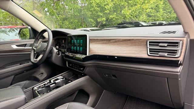 2024 Volkswagen Atlas SEL 4Motion