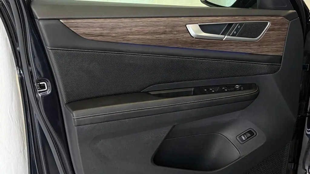 2024 Volkswagen Atlas SEL 4Motion