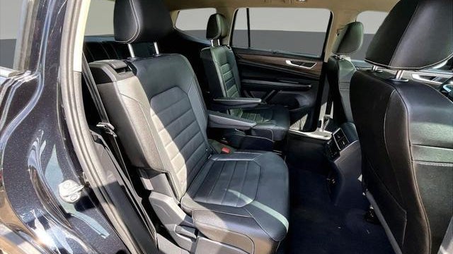 2025 Volkswagen Atlas SEL 4Motion