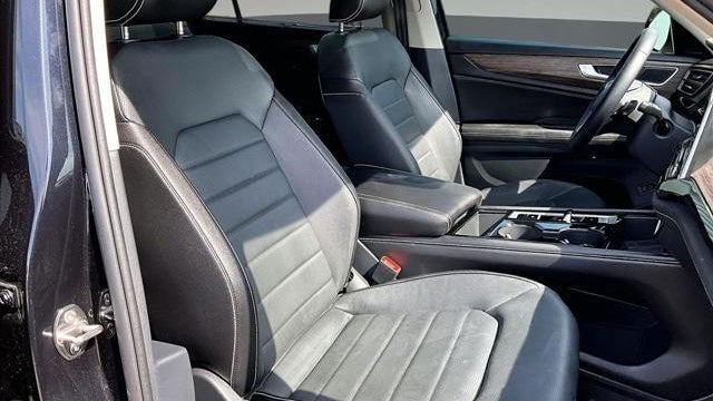 2025 Volkswagen Atlas SEL 4Motion