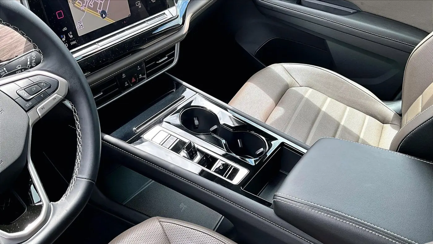 2025 Volkswagen Atlas SEL 4Motion