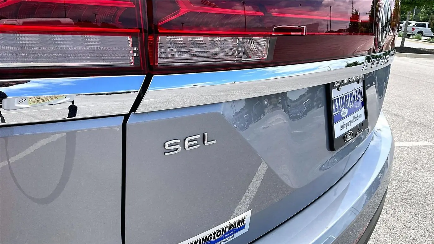 2025 Volkswagen Atlas SEL 4Motion