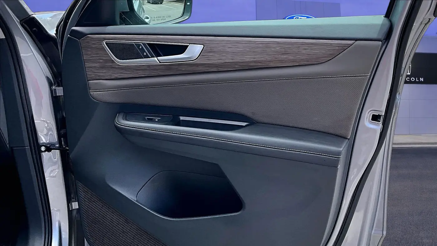 2025 Volkswagen Atlas SEL 4Motion