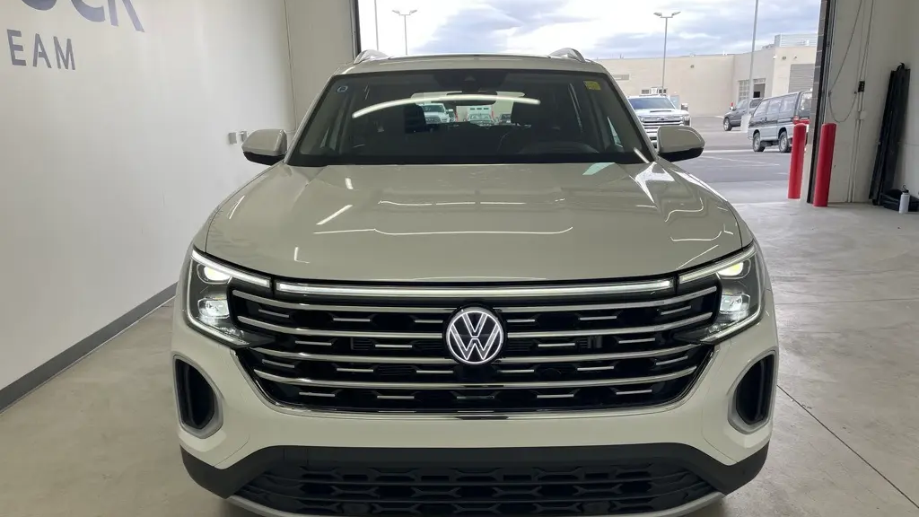 2025 Volkswagen Atlas SEL 4Motion