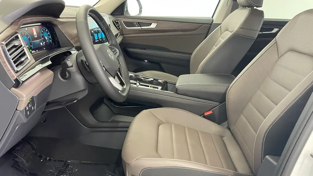 2025 Volkswagen Atlas SEL 4Motion