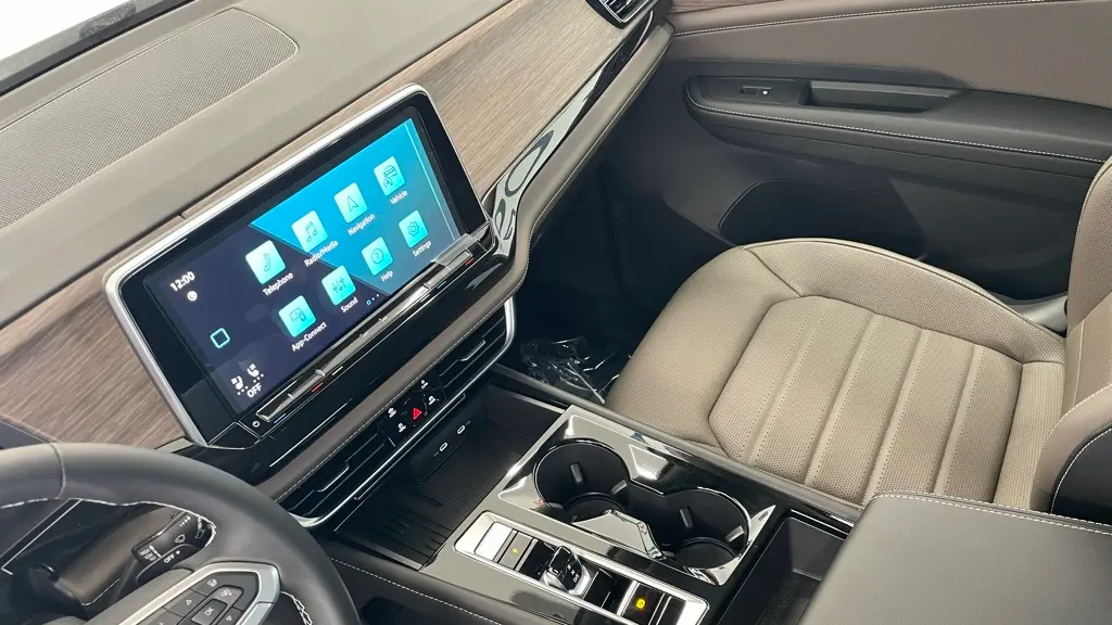 2025 Volkswagen Atlas SEL 4Motion