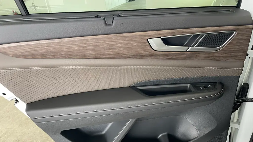2025 Volkswagen Atlas SEL 4Motion