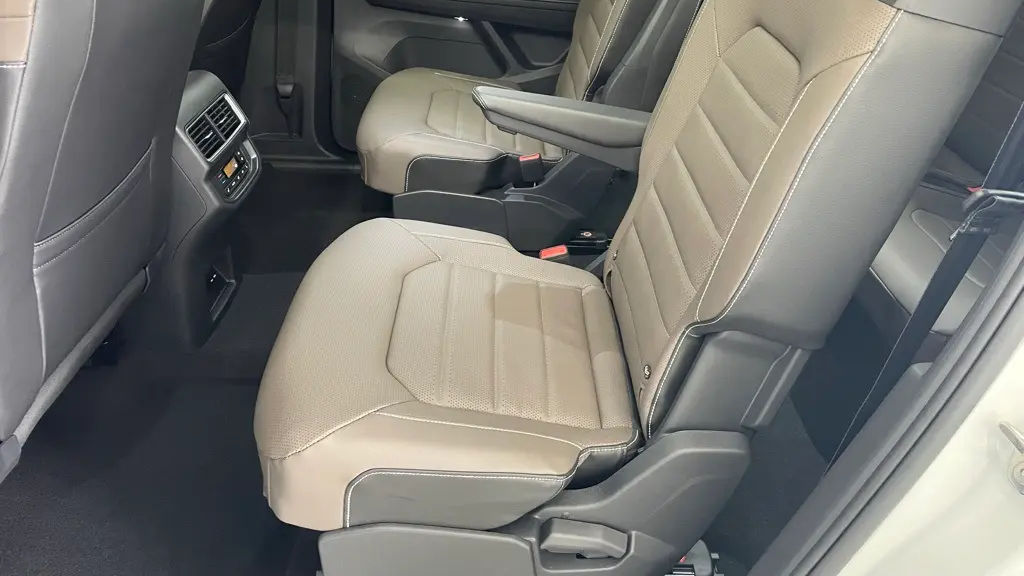 2025 Volkswagen Atlas SEL 4Motion