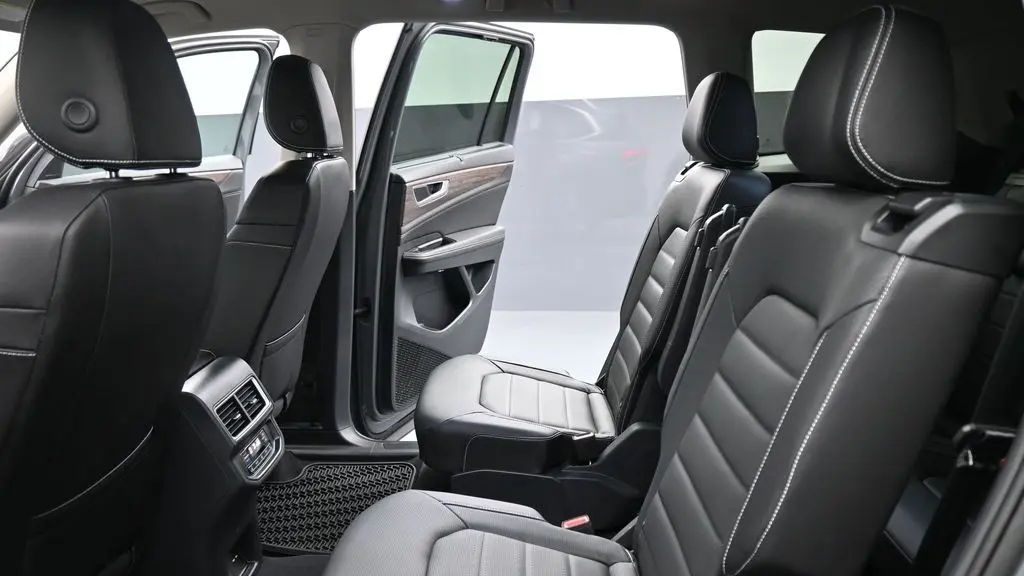 2025 Volkswagen Atlas SEL 4Motion
