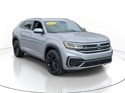 Photo of a 2021 Volkswagen Atlas Cross Sport V6 SEL R-LINE 4DR SUV for sale