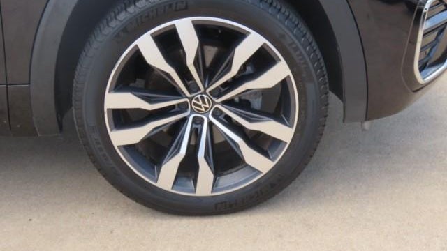 2021 Volkswagen Atlas Cross Sport V6 SEL R-Line