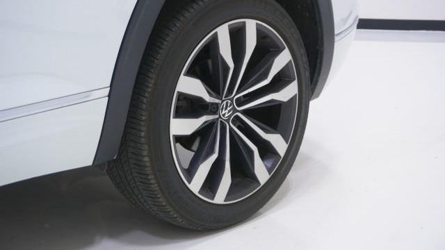 2021 Volkswagen Atlas Cross Sport V6 SEL R-Line