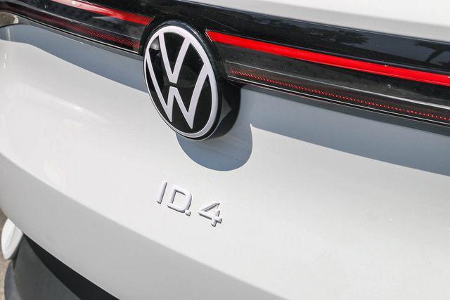 2023 Volkswagen Id.4 - $20,900