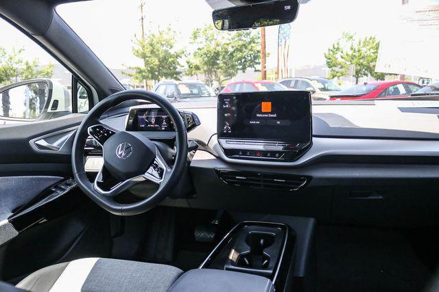 2023 Volkswagen Id.4 - $20,900