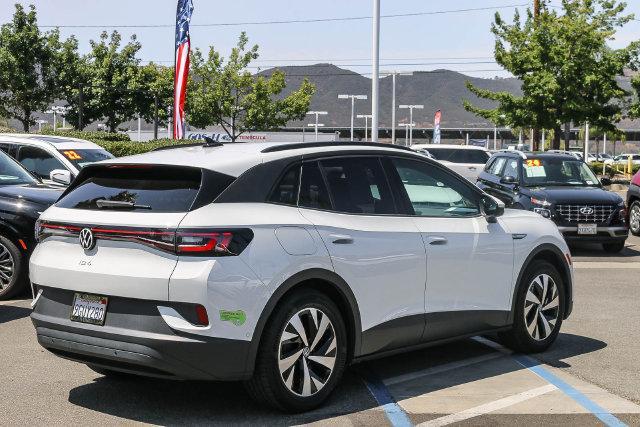 2023 Volkswagen Id.4 - $20,900