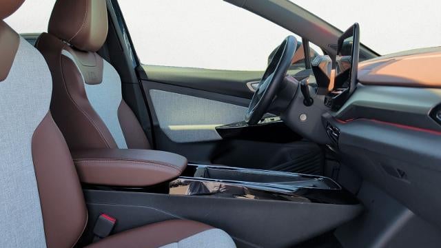 2023 Volkswagen ID 4  Pro