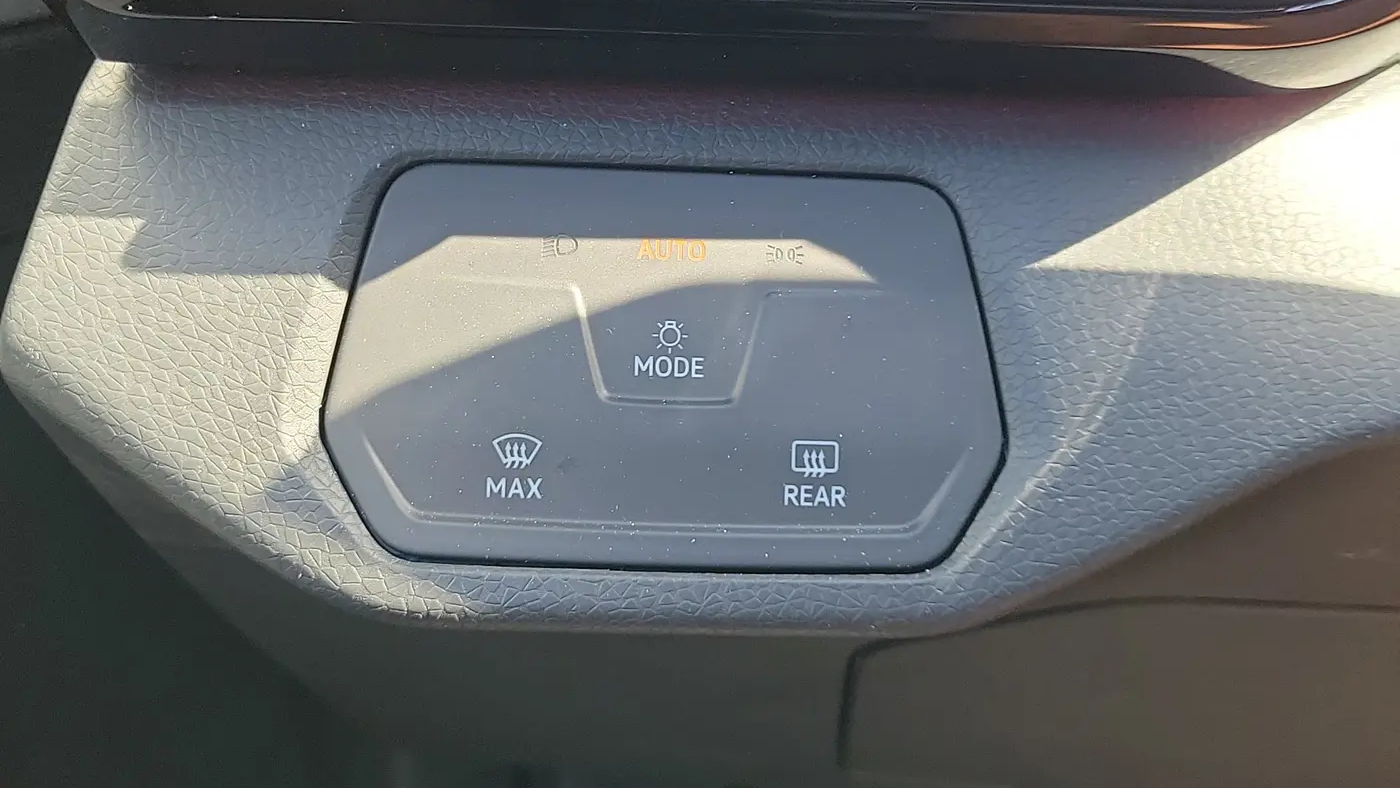 2023 Volkswagen ID 4  Pro
