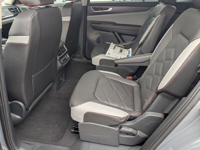 2026 Volkswagen Atlas - $44,000