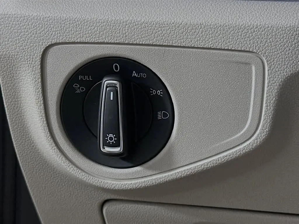 2021 Volkswagen Atlas - $25,459