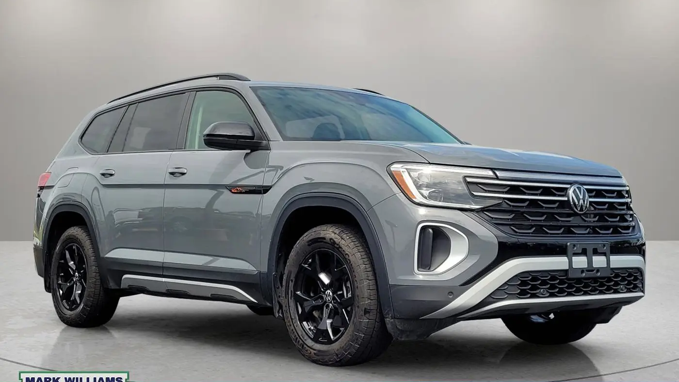 2024 Volkswagen Atlas Peak Edition SE 4Motion