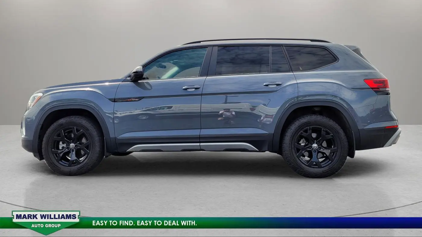 2024 Volkswagen Atlas Peak Edition SE 4Motion