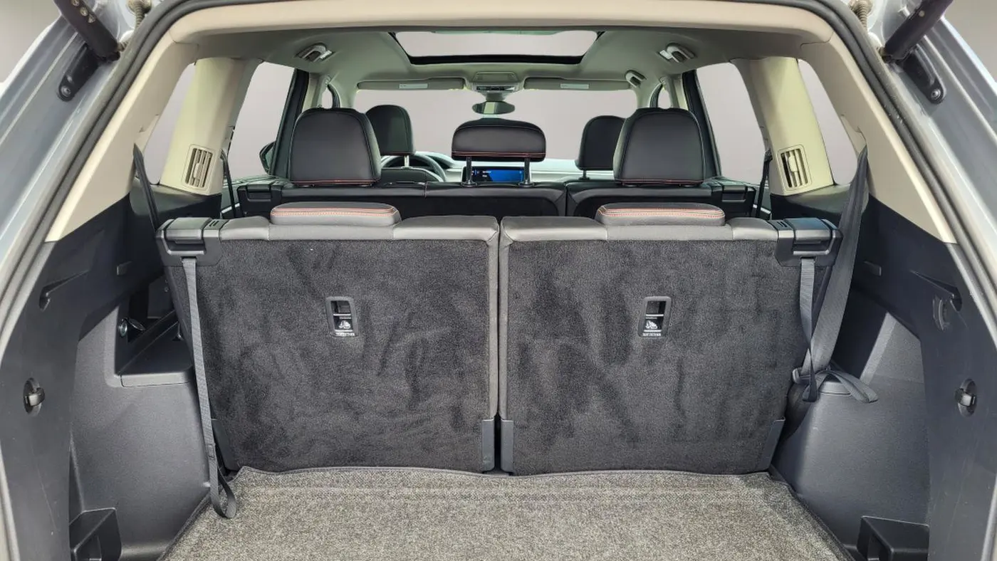 2024 Volkswagen Atlas Peak Edition SE 4Motion