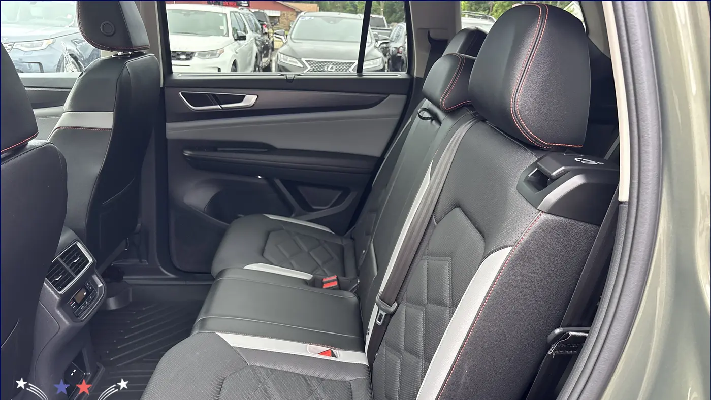 2025 Volkswagen Atlas Peak Edition 4Motion