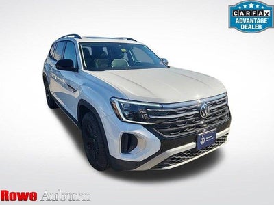Photo of a 2025 Volkswagen Atlas AWD Peak Edition 4motion 4DR SUV for sale