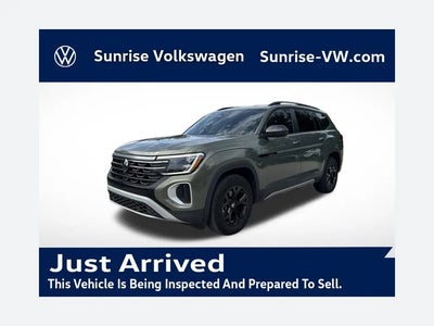 2024 Volkswagen Atlas AWD Peak Edition SE 4motion 4DR SUV W/Technology