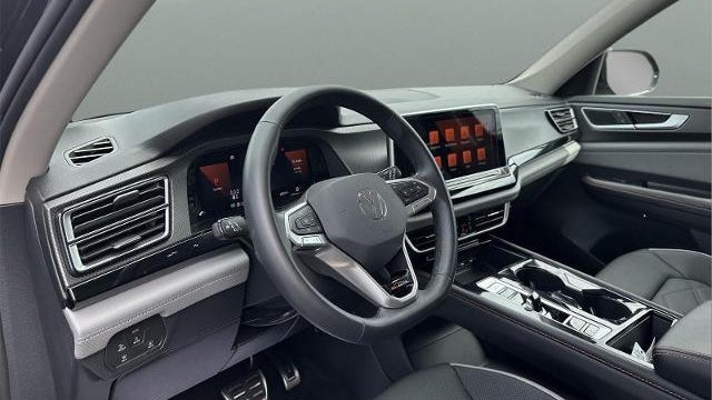 2024 Volkswagen Atlas Peak Edition SE 4Motion