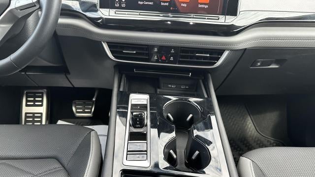 2024 Volkswagen Atlas Peak Edition SE 4Motion
