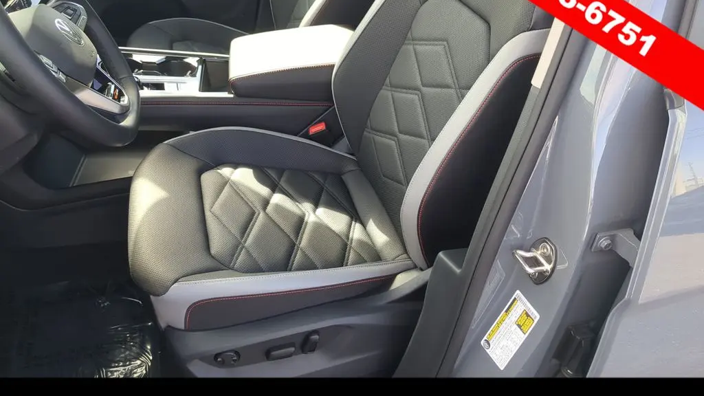 2025 Volkswagen Atlas Peak Edition 4Motion