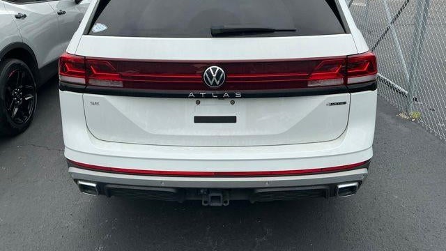 2024 Volkswagen Atlas Peak Edition SE 4Motion