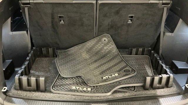 2024 Volkswagen Atlas Peak Edition SE 4Motion