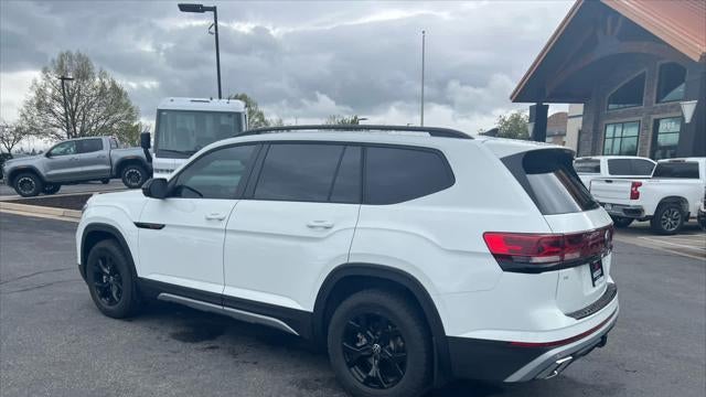 2025 Volkswagen Atlas Peak Edition 4Motion