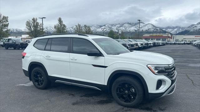 2025 Volkswagen Atlas Peak Edition 4Motion