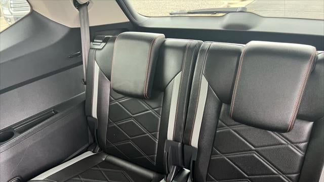 2025 Volkswagen Atlas Peak Edition 4Motion
