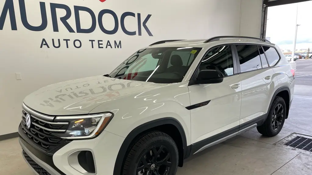 2025 Volkswagen Atlas Peak Edition 4Motion