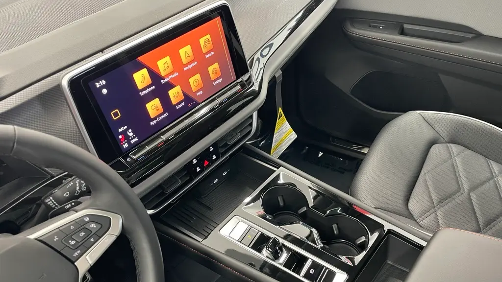 2025 Volkswagen Atlas Peak Edition 4Motion