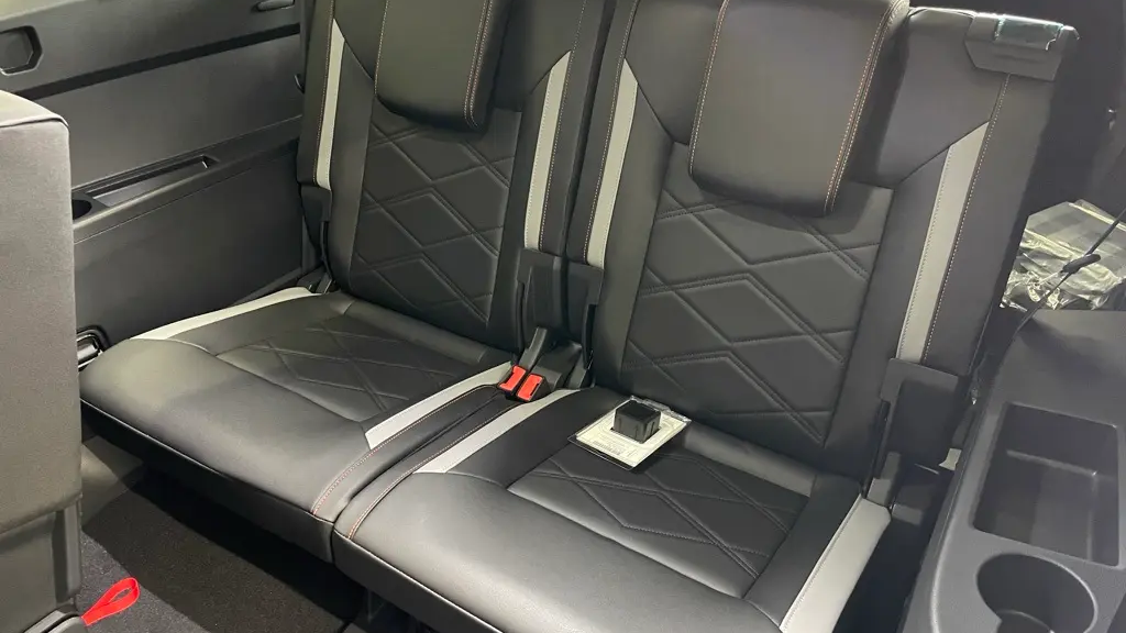 2025 Volkswagen Atlas Peak Edition 4Motion