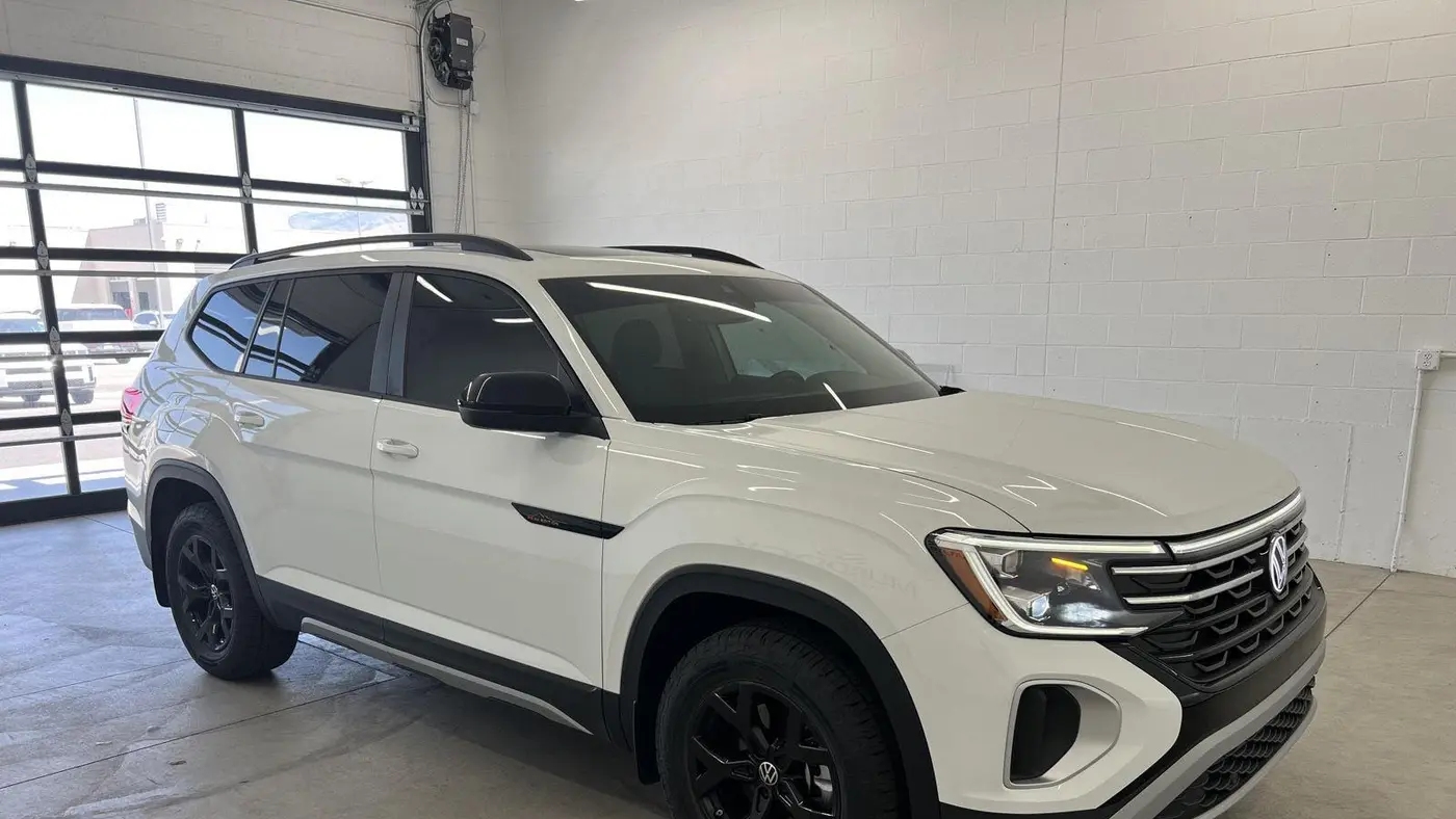 2025 Volkswagen Atlas Peak Edition 4Motion