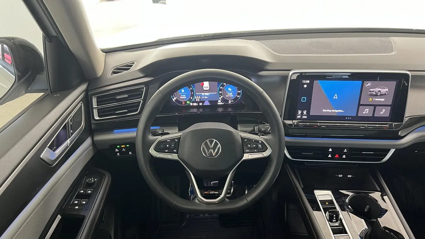2025 Volkswagen Atlas Peak Edition 4Motion