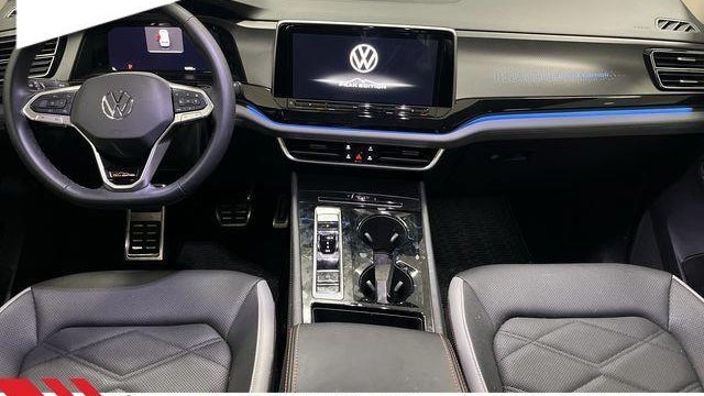 2025 Volkswagen Atlas Peak Edition 4Motion
