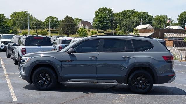 2025 Volkswagen Atlas Peak Edition 4Motion