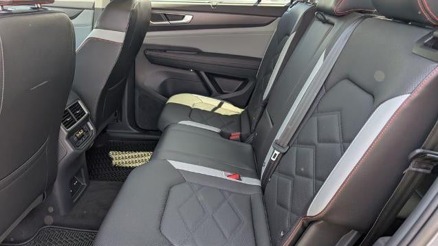 2025 Volkswagen Atlas Peak Edition 4Motion