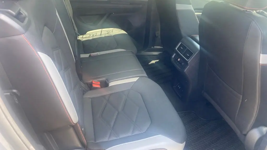 2025 Volkswagen Atlas Peak Edition 4Motion