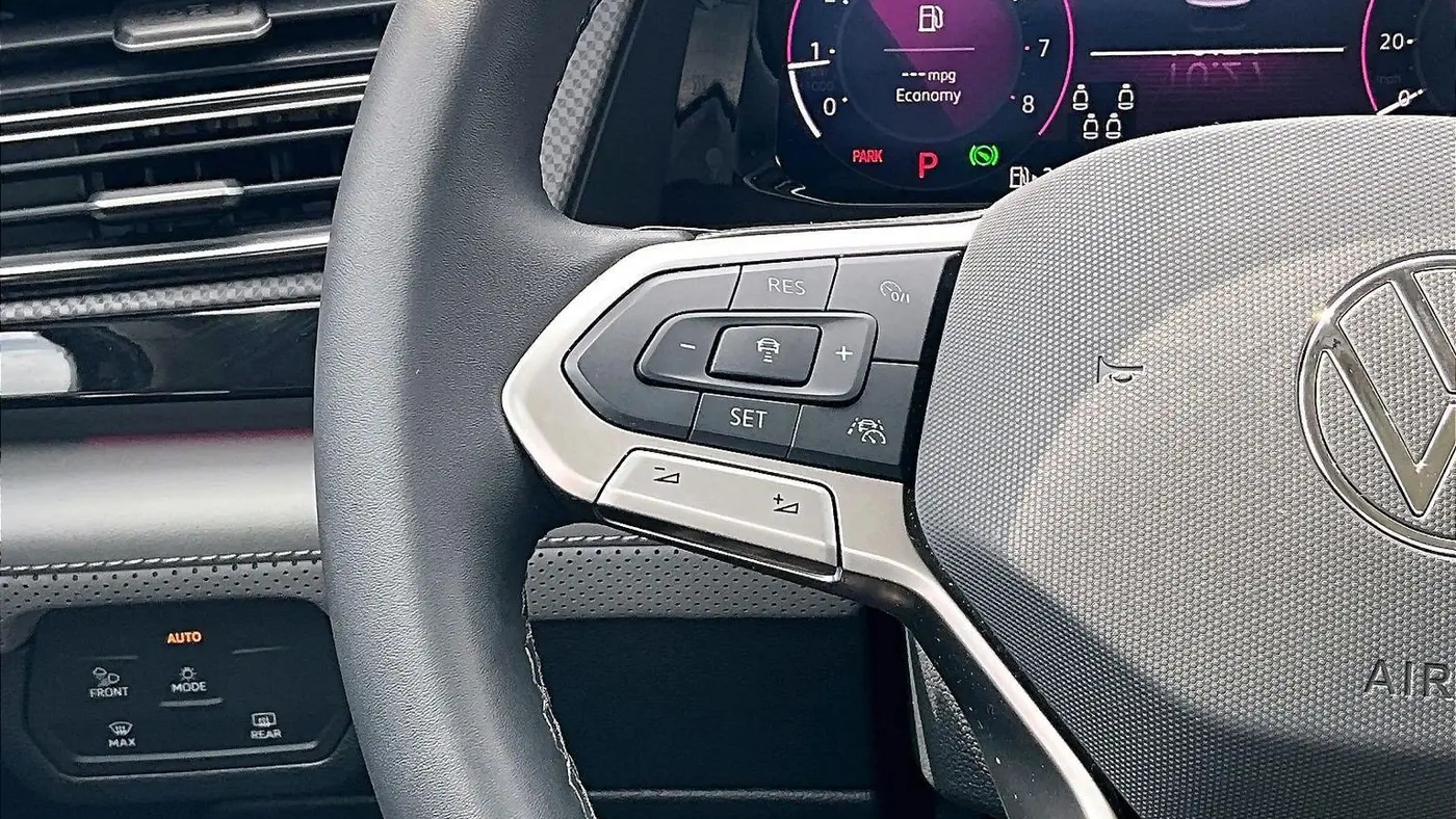 2025 Volkswagen Atlas Peak Edition 4Motion