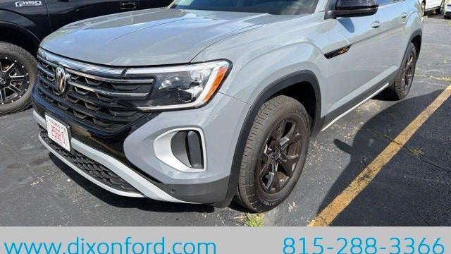 Preowned 2025 Volkswagen Atlas Peak Edition 4Motion for Sale