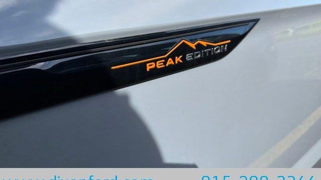 2025 Volkswagen Atlas Peak Edition 4Motion